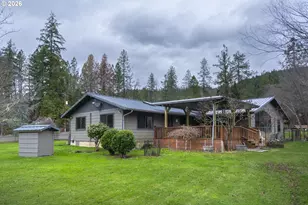 215 Kennaday Ln, Glide, OR 97447 - Photo 2