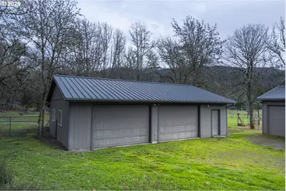 215 Kennaday Ln, Glide, OR 97447 - Photo 22