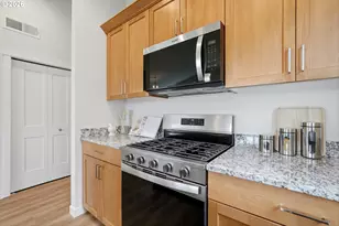 369 SE Shetterly Dr, Dallas, OR 97338 - Photo 12