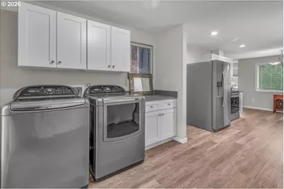 1461 NE 12th Ave, Hillsboro, OR 97124 - Photo 16