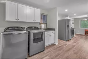 1461 NE 12th Ave, Hillsboro, OR 97124 - Photo 16