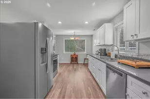 1461 NE 12th Ave, Hillsboro, OR 97124 - Photo 14