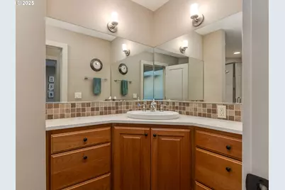 755 6th St, Lake Oswego, OR 97034 - Photo 26