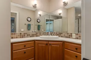 755 6th St, Lake Oswego, OR 97034 - Photo 26