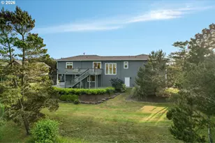 89945 Ocean Dr, Warrenton, OR 97146 - Photo 38