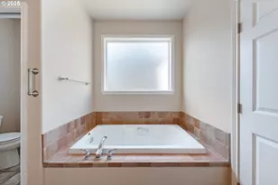 1368 SE Barberry Ave, Dallas, OR 97338 - Photo 14