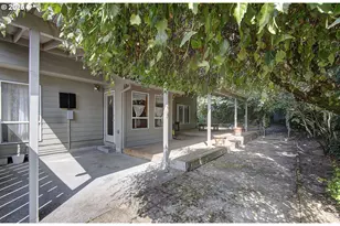 1758 NW 18th Ct, Gresham, OR 97030 - Photo 36