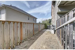 1758 NW 18th Ct, Gresham, OR 97030 - Photo 40