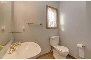 1758 NW 18th Ct, Gresham, OR 97030 - Photo 14