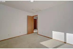 1758 NW 18th Ct, Gresham, OR 97030 - Photo 28