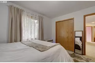 1758 NW 18th Ct, Gresham, OR 97030 - Photo 30