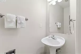 890 SE Bay Blvd., Newport, OR 97365 - Photo 18