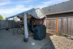 1875 SE Blueberry St, Dallas, OR 97338 - Photo 32