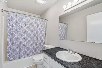 411 Brierwood Ct, Castle Rock, WA 98611 - Photo 16