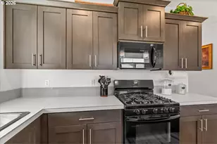 1840 N Chinook Ln, Lafayette, OR 97127 - Photo 12