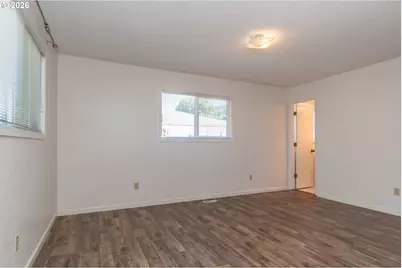 3085 W Shasta Ave, Roseburg, OR 97471 - Photo 20