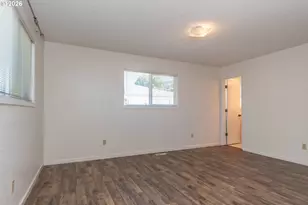 3085 W Shasta Ave, Roseburg, OR 97471 - Photo 20