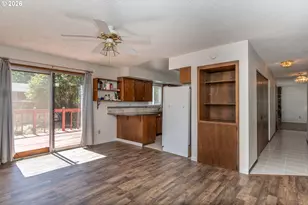 3085 W Shasta Ave, Roseburg, OR 97471 - Photo 18