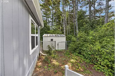 4895 Seapine Dr, Florence, OR 97439 - Photo 46