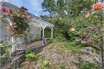 4895 Seapine Dr, Florence, OR 97439 - Photo 38