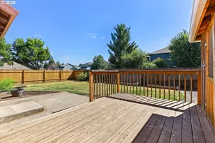 2596 Jamestown St, Woodburn, OR 97071 - Photo 6