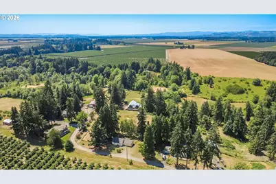 8067 Pokorny Rd NE, Saint Paul, OR 97137 - Photo 2