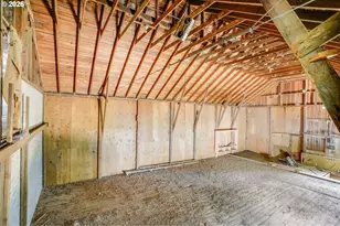 8067 Pokorny Rd NE, Saint Paul, OR 97137 - Photo 26