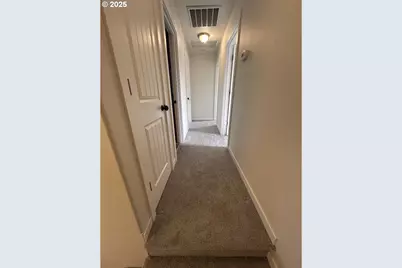 2428 SW Kalama Ave, Redmond, OR 97756 - Photo 10