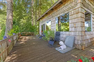 3734 S Tenmile Lake, Lakeside, OR 97449 - Photo 36