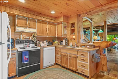 3734 S Tenmile Lake, Lakeside, OR 97449 - Photo 10