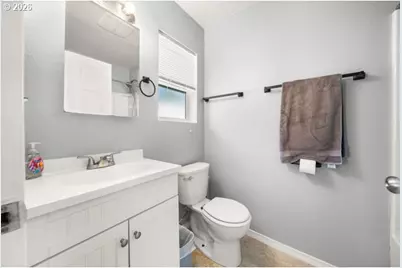 1677 25th St, Florence, OR 97439 - Photo 18