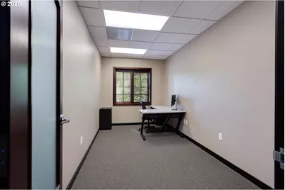 15540 Boones Ferry Rd, Lake Oswego, OR 97035 - Photo 6