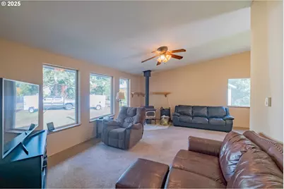 12676 Kings Valley Hwy, Monmouth, OR 97361 - Photo 4