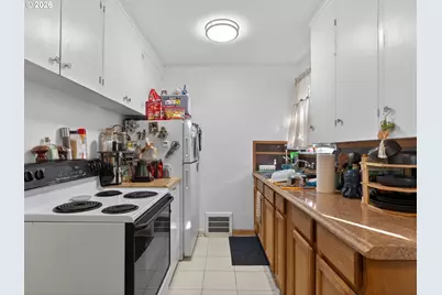 914 W 39th St, Vancouver, WA 98660 - Photo 12