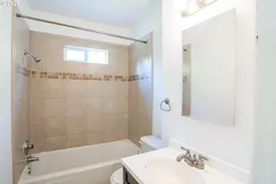 305 NE 26th Ave, Portland, OR 97232 - Photo 34