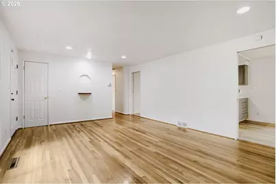 11925 SW Faircrest St, Portland, OR 97225 - Photo 8