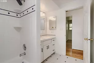 11925 SW Faircrest St, Portland, OR 97225 - Photo 22