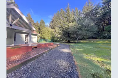 89962 Cape Arago Hwy, Coos Bay, OR 97420 - Photo 32