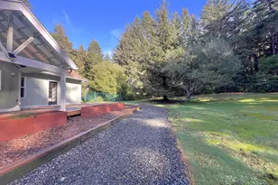 89962 Cape Arago Hwy, Coos Bay, OR 97420 - Photo 32