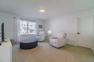 8588 SW Summit Ct, Portland, OR 97225 - Photo 12