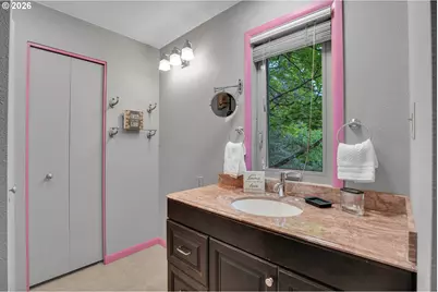 10033 SW Quail Post Rd, Portland, OR 97219 - Photo 26