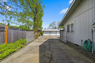 1763 Labona Dr, Eugene, OR 97404 - Photo 26