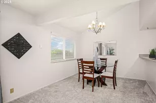 2062 Lake Isle Dr, Eugene, OR 97401 - Photo 8