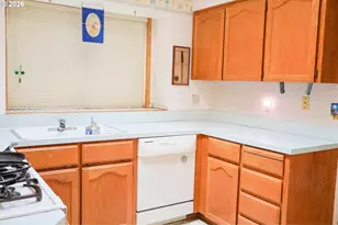 7205 SW Anne St, Beaverton, OR 97008 - Photo 8