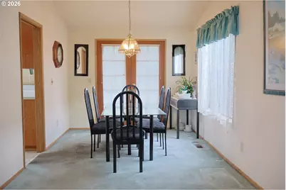 7205 SW Anne St, Beaverton, OR 97008 - Photo 6