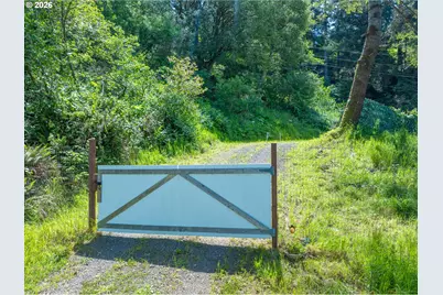 00 Mateer Rd #1300, Gold Beach, OR 97444 - Photo 4