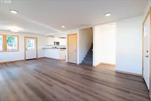 51685 Rose St, Blue River, OR 97413 - Photo 2