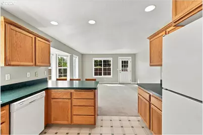620 Kimberly Ct, Molalla, OR 97038 - Photo 16
