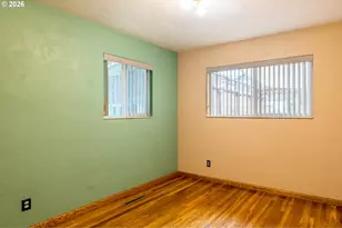 425 W Maple St, Roseburg, OR 97471 - Photo 20