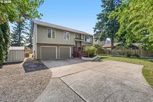 245 SE 193rd Ave, Portland, OR 97233 - Photo 2
